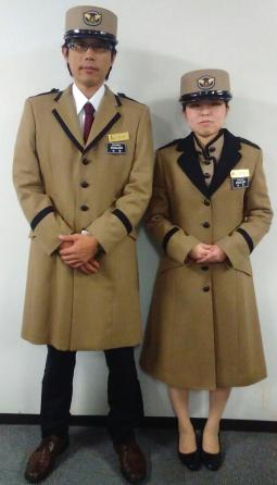 外国籍案内スタッフの制服(冬用)
